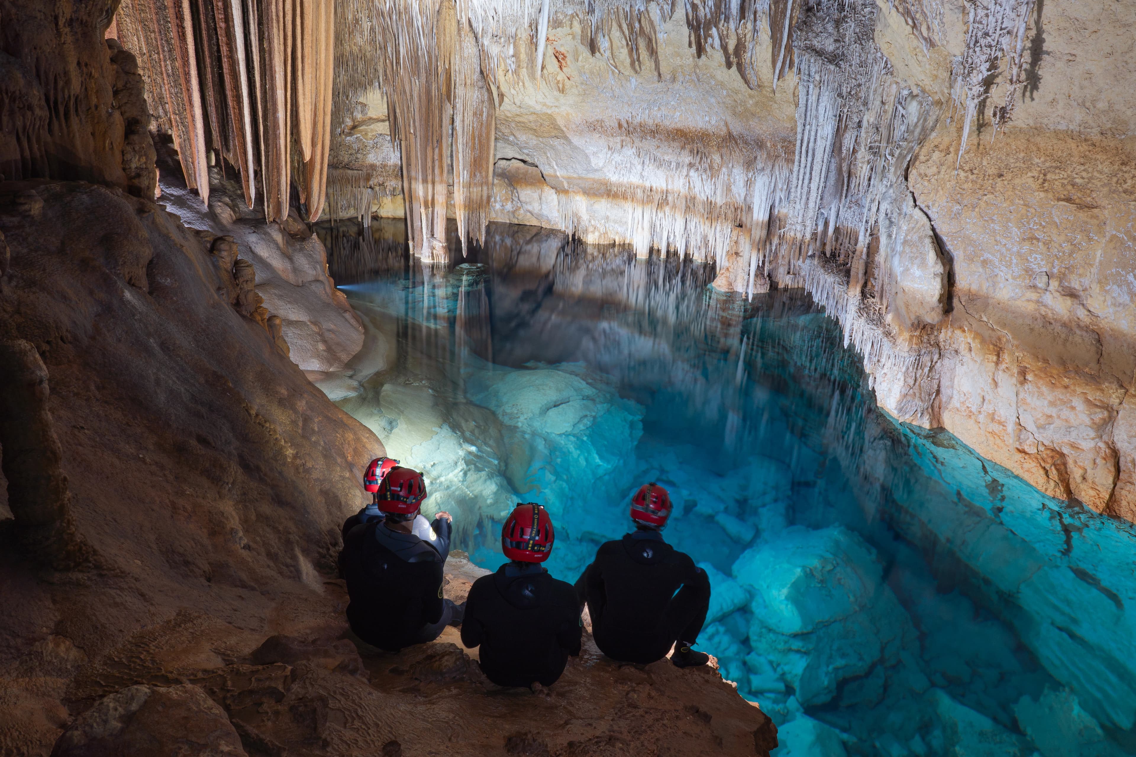 Sea Cave Trip with Skualo Porto Cristo
